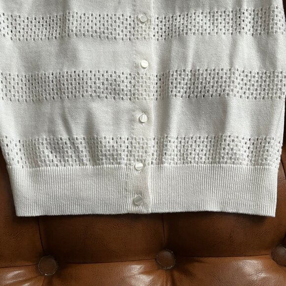 NWT! White Lightweight Cardigan / Buttondown Sweater - Picture 5 of 12
